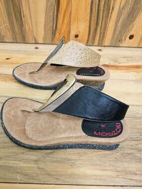 Modzori Grazia 1 - Tan Croc Reverses to Black Wedge Sandal Size 8 ~ NEW!